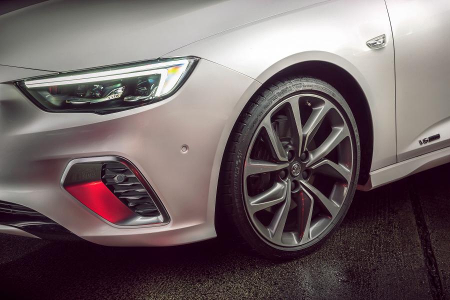 Детали экстерьера Holden Commodore VXR (ZB) 2018 года  (фото 7 из 42)